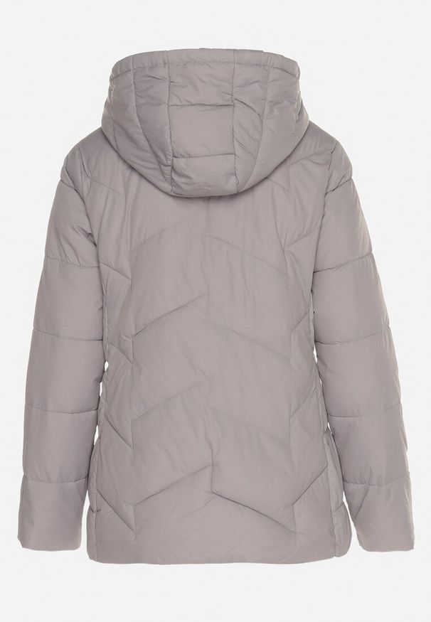 Born2be - Jasnoszara Kurtka z Pikowanymi Przeszyciami i Odpinanym Kapturem Felanwen. Okazja: na co dzień. Kolor: szary. Materiał: jeans. Styl: elegancki, casual, sportowy