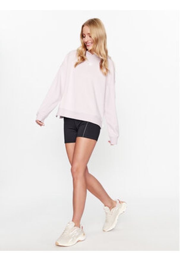 New Balance Bluza Essentials French Terry Hoodie WT33512 Fioletowy Regular Fit. Kolor: fioletowy. Materiał: bawełna