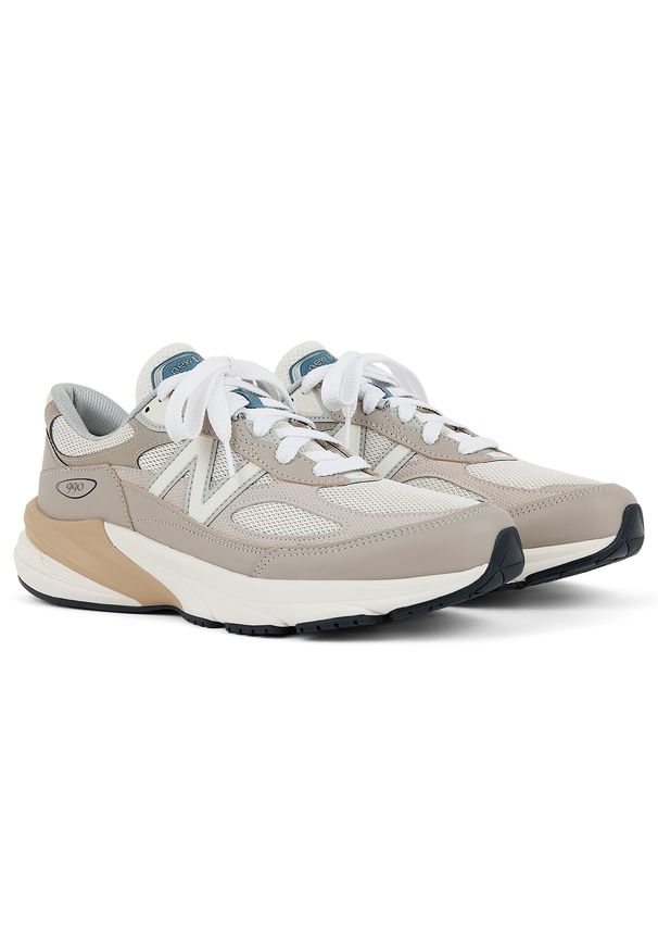 Buty unisex New Balance U990MM6 – beżowe. Kolor: beżowy. Materiał: zamsz, guma, materiał, syntetyk. Szerokość cholewki: normalna. Sport: bieganie
