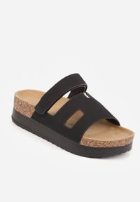 Born2be - Czarne Casualowe Klapki na Rzep na Platformie Zdobione Imitacją Korka Malimeni. Okazja: na co dzień. Kolor: czarny. Materiał: jeans, len. Wzór: aplikacja. Sezon: lato. Obcas: na platformie. Styl: casual #8