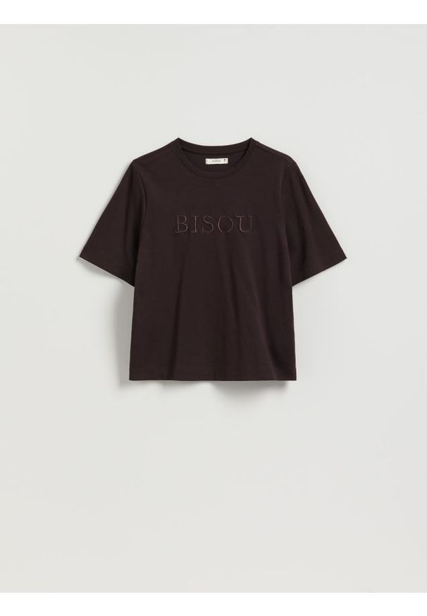 Reserved - T-shirt regular z haftem - ciemnobrązowy. Kolor: brązowy. Materiał: dzianina, bawełna. Wzór: haft