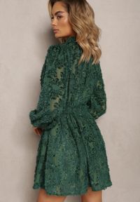 Renee - Zielona Koronkowa Sukienka Mini z Gumką w Pasie Netta. Kolor: zielony. Materiał: koronka. Typ sukienki: rozkloszowane. Długość: mini