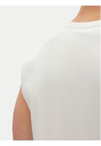 Calvin Klein Underwear Tank top LV00NM2878 Biały Regular Fit. Kolor: biały. Materiał: bawełna