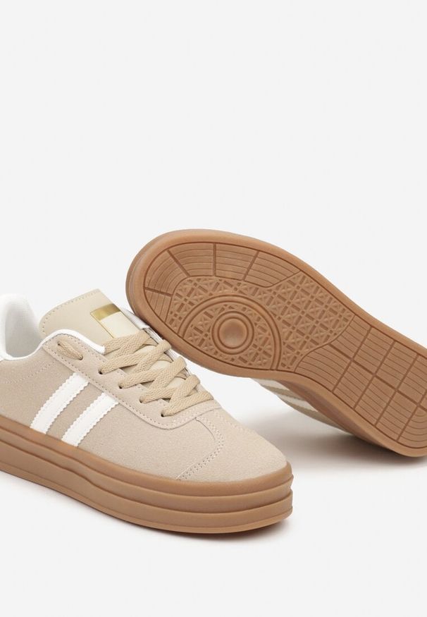 Born2be - Beżowe Sneakersy na Platformie z Minimalistycznymi Przeszyciami Teritha. Zapięcie: sznurówki. Kolor: beżowy. Materiał: jeans. Wzór: aplikacja. Obcas: na platformie