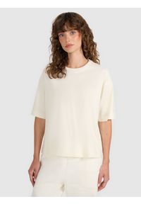 4f - 4F T-shirt oversize gładki damski - beżowy XL. Okazja: na co dzień. Kolor: beżowy. Materiał: jersey, bawełna. Długość rękawa: krótki rękaw. Długość: krótkie. Wzór: gładki. Styl: klasyczny, sportowy, casual