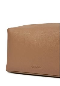 Calvin Klein Torebka Ck Plaque Camera Bag K60K612788 Brązowy. Kolor: brązowy. Materiał: skórzane