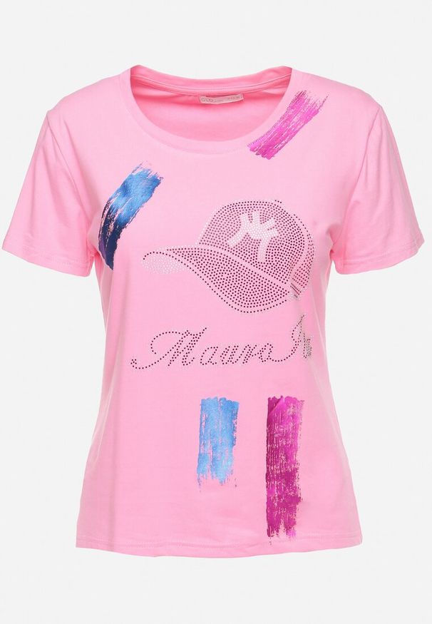 Born2be - Różowy Bawełniany T-shirt z Krótkim Rękawem Ozdobiony Nadrukiem z Cyrkoniami Abilena. Okazja: na co dzień. Kolor: różowy. Materiał: bawełna. Długość rękawa: krótki rękaw. Długość: krótkie. Wzór: aplikacja, nadruk. Styl: casual