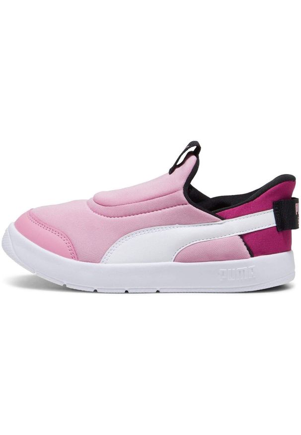 Buty sportowe dla dzieci Puma Courtflex V3 Sliptech Ps. Okazja: na uczelnię. Kolor: różowy. Materiał: materiał. Sport: joga i pilates