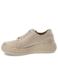 Beżowe Sneakersy Wasak Skórzane Obuwie Damskie Na Stopy Wrażliwe. Okazja: na co dzień. Zapięcie: zamek. Kolor: beżowy. Materiał: skóra. Wzór: grochy. Styl: elegancki, casual #5