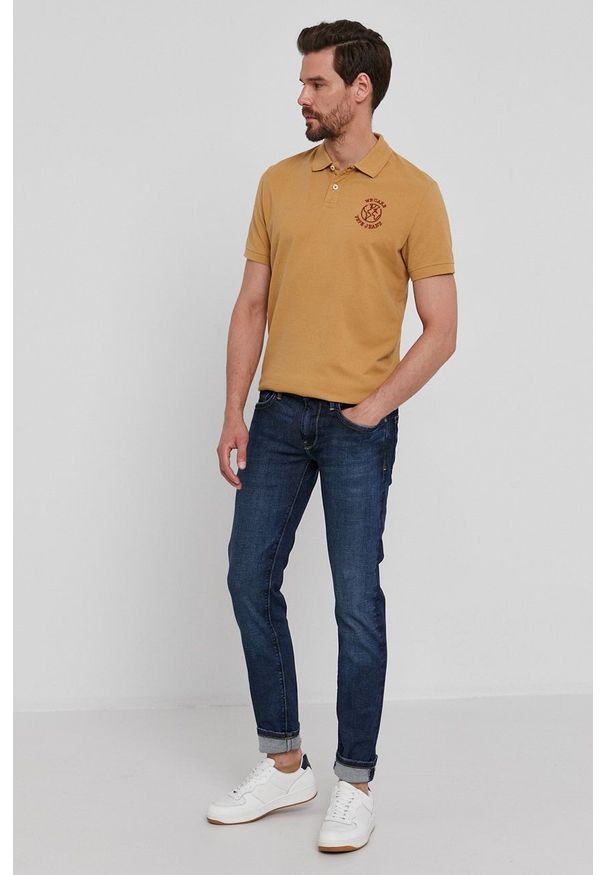 Pepe Jeans - Polo Darryl. Okazja: na co dzień. Typ kołnierza: polo. Kolor: beżowy. Materiał: dzianina. Długość: krótkie. Wzór: gładki. Styl: casual