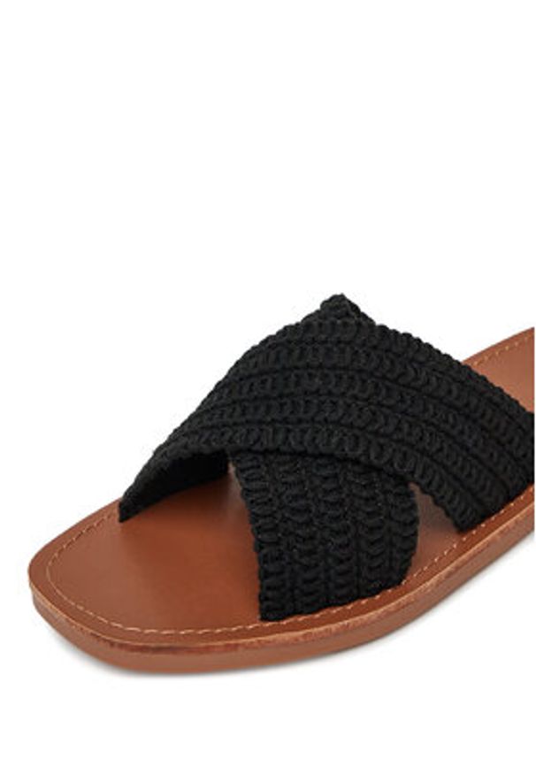 DeeZee Klapki E4736-1 Czarny. Kolor: czarny. Materiał: materiał