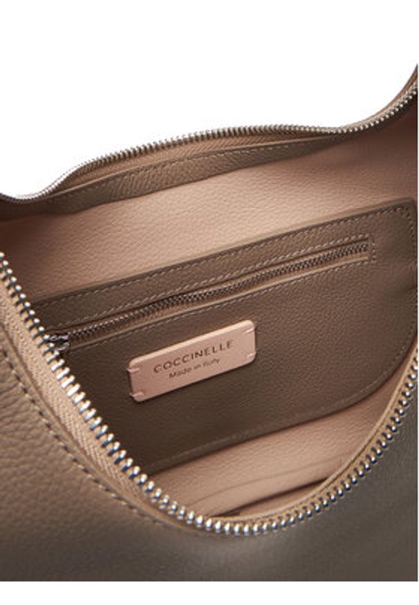Coccinelle Torebka Coccinelle Raquel E1 SQ0 13 02 01 Beżowy. Kolor: beżowy. Materiał: skórzane