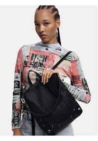 Desigual Plecak Embro Patch Pretoria 25WAKP24 Czarny. Kolor: czarny. Materiał: skóra #5
