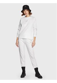 Calvin Klein Bluza Micro Logo K20K205453 Biały Regular Fit. Kolor: biały. Materiał: bawełna, syntetyk #2