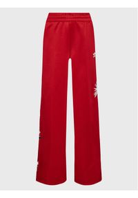 Adidas - Spodnie dresowe adidas. Kolor: czerwony. Materiał: dresówka #1