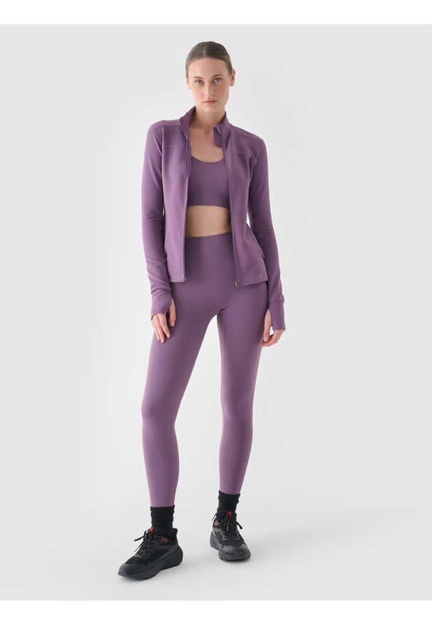 4f - 4F Bluza treningowa slim szybkoschnąca damska - fioletowa XS. Typ kołnierza: bez kaptura, kołnierzyk stójkowy. Kolor: fioletowy. Materiał: dzianina, włókno, syntetyk, materiał, prążkowany, elastan. Wzór: prążki, jednolity. Styl: sportowy. Sport: fitness