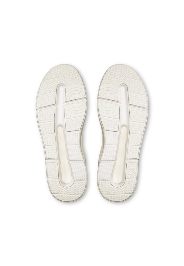 On - ON The Roger Advantage Ivory | Ivory Sneakersy damskie. Okazja: na co dzień, do pracy. Kolor: kremowy. Materiał: materiał. Szerokość cholewki: normalna. Wzór: jednolity. Sport: tenis