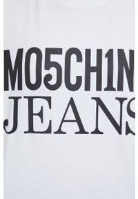 Moschino Jeans t-shirt bawełniany kolor biały. Kolor: biały. Materiał: bawełna. Długość rękawa: krótki rękaw. Długość: krótkie. Styl: klasyczny #5