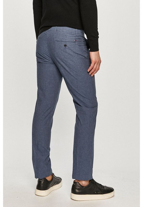 TOMMY HILFIGER - Tommy Hilfiger - Spodnie. Okazja: na co dzień. Kolor: niebieski. Materiał: tkanina. Styl: casual