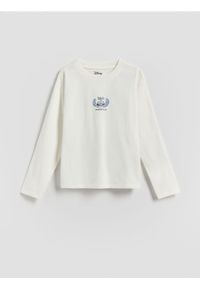 Reserved - Koszulka z nadrukiem na plecach Lilo i Stitch - złamana biel. Materiał: bawełna. Wzór: nadruk #1