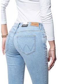 Wrangler - SPODNIE DAMSKIE WRANGLER SKINNY LIGHTEN UP W28KJM173