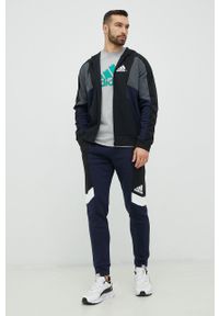 Adidas - adidas bluza męska kolor czarny z kapturem wzorzysta. Typ kołnierza: kaptur. Kolor: czarny. Materiał: materiał. Wzór: nadruk #3
