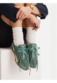 Reebok Sneakersy C-ULTRA LO 100255926 Zielony. Kolor: zielony. Materiał: materiał #10