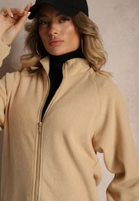 Renee - Beżowa Bluza z Zapięciem na Suwak Kieszeniami i Stójką Esandria. Okazja: na co dzień. Typ kołnierza: kołnierzyk stójkowy. Kolor: beżowy. Materiał: jeans. Styl: casual, klasyczny #3