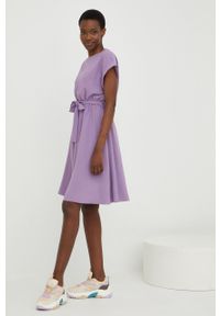 Answear Lab sukienka kolor fioletowy mini rozkloszowana. Kolor: fioletowy. Materiał: tkanina. Wzór: gładki. Typ sukienki: rozkloszowane. Styl: wakacyjny. Długość: mini
