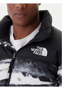 The North Face Kurtka puchowa 1996 Retro Nuptse NF0A8D16 Czarny Regular Fit. Kolor: czarny. Materiał: syntetyk. Styl: retro #3