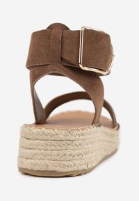 Renee - Brązowe Sandały VICES na Platformie Ozdobione Plecionką z Juty Pellitoris. Kolor: brązowy. Wzór: aplikacja. Sezon: lato. Obcas: na platformie. Styl: elegancki #4