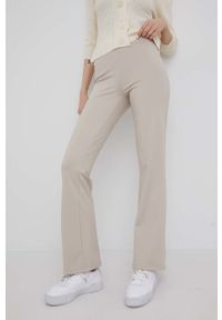 JDY spodnie damskie kolor beżowy proste high waist. Okazja: na co dzień. Stan: podwyższony. Kolor: beżowy. Materiał: tkanina. Styl: casual