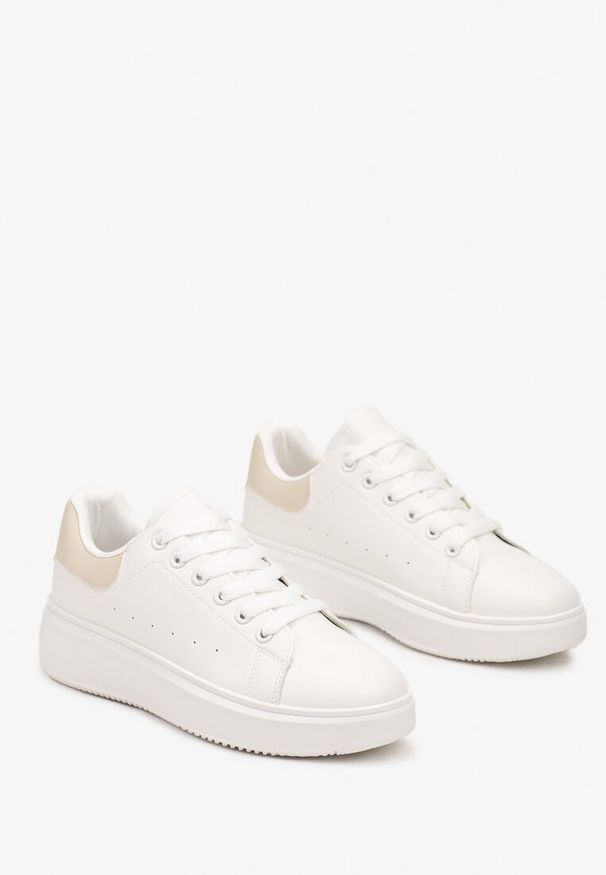 Renee - Biało-Beżowe Casualowe Sneakersy na Platformie ze Sznurowaniem Tialorae. Okazja: na co dzień. Zapięcie: sznurówki. Kolor: biały. Materiał: jeans. Obcas: na platformie