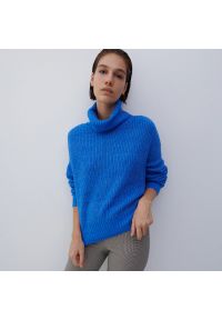 Reserved - Sweter z golfem - Niebieski. Typ kołnierza: golf. Kolor: niebieski #1