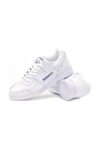 Reebok - Buty na co dzień męskie REEBOK WORKOUT PLUS skóra. Okazja: na co dzień. Zapięcie: sznurówki. Kolor: wielokolorowy, biały. Materiał: materiał, skóra. Szerokość cholewki: normalna. Model: Reebok Workout. Sport: turystyka piesza