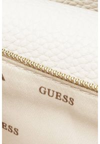 Guess - GUESS Biała torebka damska klasyczna SML Girlfriend Satchel. Kolor: biały. Materiał: skórzane. Styl: klasyczny #4