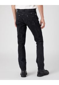 Wrangler - WRANGLER LARSTON MĘSKIE SPODNIE JEANSOWE JEANS BASS BLACK W18S3018O 112326029 #4