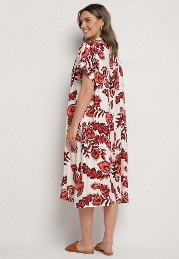 Born2be - Bordowa Sukienka z Wiskozą i Lnem Pudełkowa z Kieszeniami w Kwiatowy Wzór Boho Natundelia. Okazja: na co dzień. Kolor: czerwony. Materiał: wiskoza, len. Wzór: kwiaty. Styl: boho