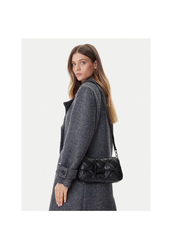 Torebka Emporio Armani. Kolor: czarny