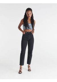 Reserved - Klasyczne jeansy typu mom - czarny. Kolor: czarny. Styl: klasyczny