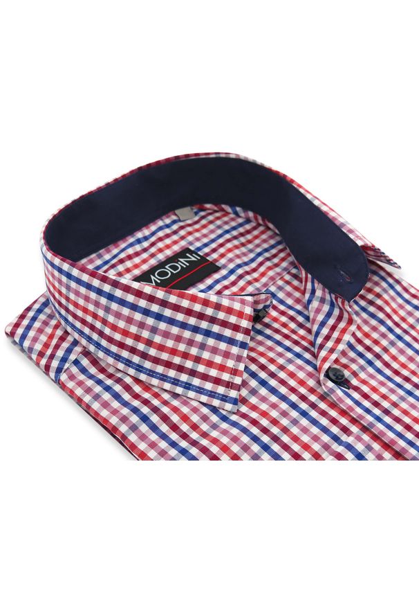 Modini - Koszula w czerwono-niebieską kratę - tattersall A64. Kolor: wielokolorowy, czerwony, niebieski. Materiał: bawełna, poliester, tkanina. Długość: długie. Styl: klasyczny