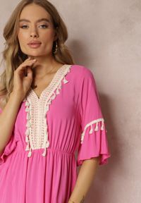 Renee - Fuksjowa Sukienka Maxi z Gumką w Talii z Ozdobnymi Chwostami z Wiskozy Zisel. Kolor: różowy. Materiał: wiskoza. Długość: maxi