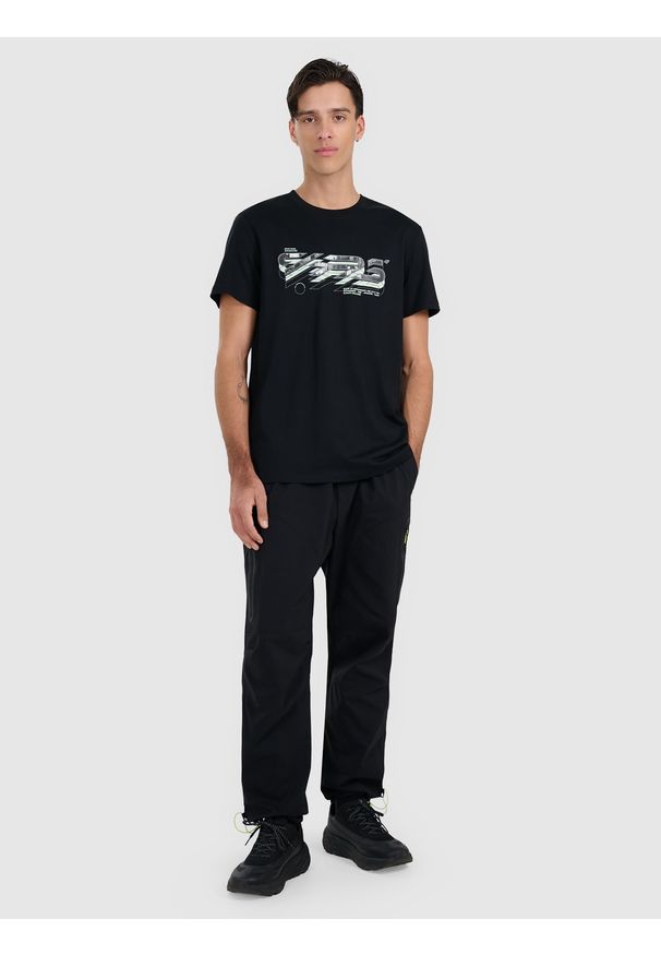 4f - 4F T-shirt regular z nadrukiem męski - czarny XXL. Kolor: czarny. Materiał: skóra, materiał. Wzór: nadruk