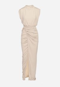 Born2be - Beżowa Sukienka Maxi Dopasowana z Poduszkami w Ramionach i Rozcięciem na Boku Ocrana. Okazja: na ślub cywilny, na wesele, na imprezę. Kolor: beżowy. Typ sukienki: dopasowane, proste. Styl: elegancki, klasyczny. Długość: maxi #7