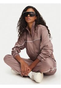 Reebok Dres Justine RK25705CCW Brązowy Regular Fit. Kolor: brązowy. Materiał: syntetyk #2