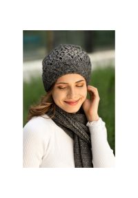 Czapka damska szara PAOLO PERUZZI A-02-GR. Kolor: szary. Materiał: materiał. Sezon: zima. Styl: klasyczny #1