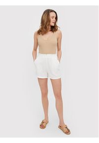 Vero Moda Szorty materiałowe Natali 10262930 Biały Regular Fit. Kolor: biały. Materiał: bawełna #3