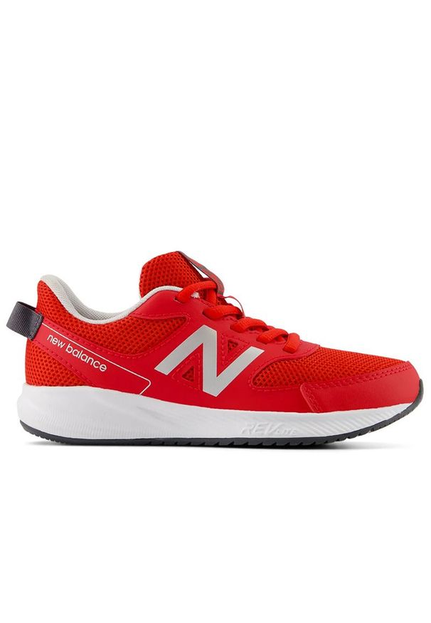 Buty New Balance YK570TR3 - czerwone. Okazja: na co dzień. Kolor: czerwony. Materiał: guma, materiał, syntetyk. Szerokość cholewki: normalna