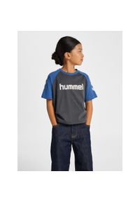 Koszulka dla dzieci Hummel Logo. Kolor: wielokolorowy, szary, czarny, brązowy. Sport: joga i pilates #1