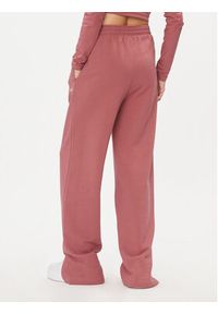 Reebok Spodnie dresowe Classics IL4648 Różowy Regular Fit. Kolor: różowy. Materiał: dresówka, bawełna #3